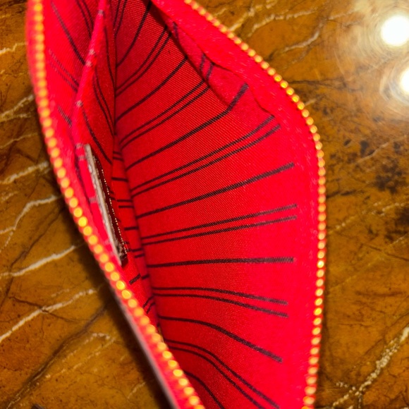 Louis Vuitton Brown Checkered Wristlet with Red Interior - Picture 6 of 10